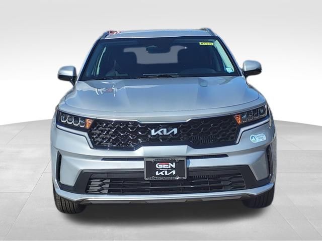 2022 Kia Sorento Hybrid S 2