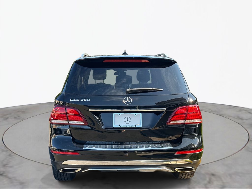 Thumbnail: 2017 Mercedes-Benz GLE - 9