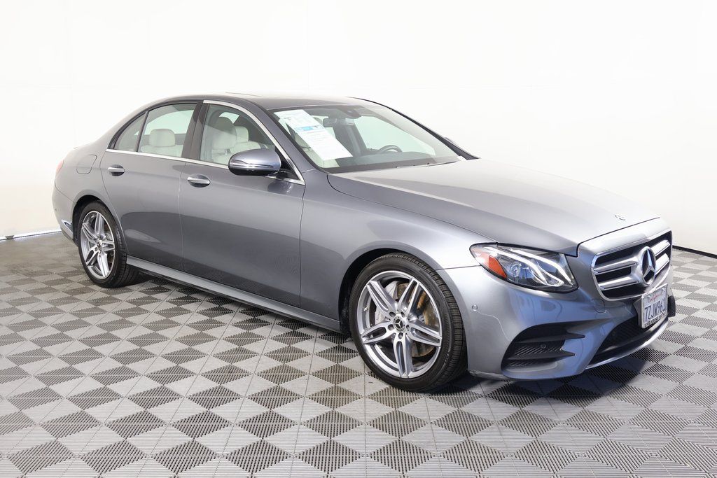 Thumbnail: 2017 Mercedes-Benz E-Class - 3