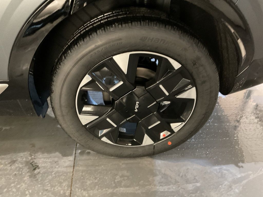 New 2026 Gray Kia SX-Prestige image 21