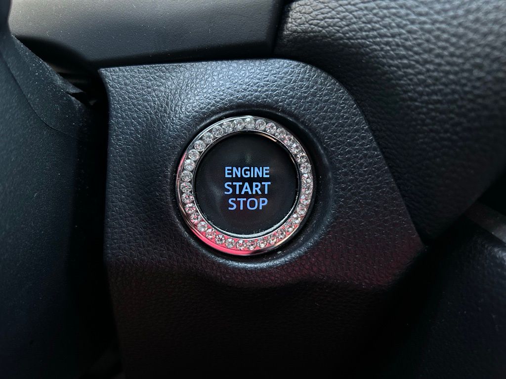 Thumbnail: 2021 Toyota RAV4 - 29