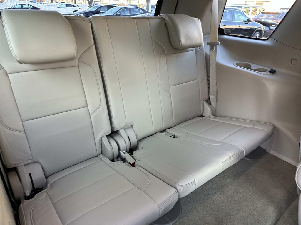 Thumbnail: 2017 GMC Yukon - 25