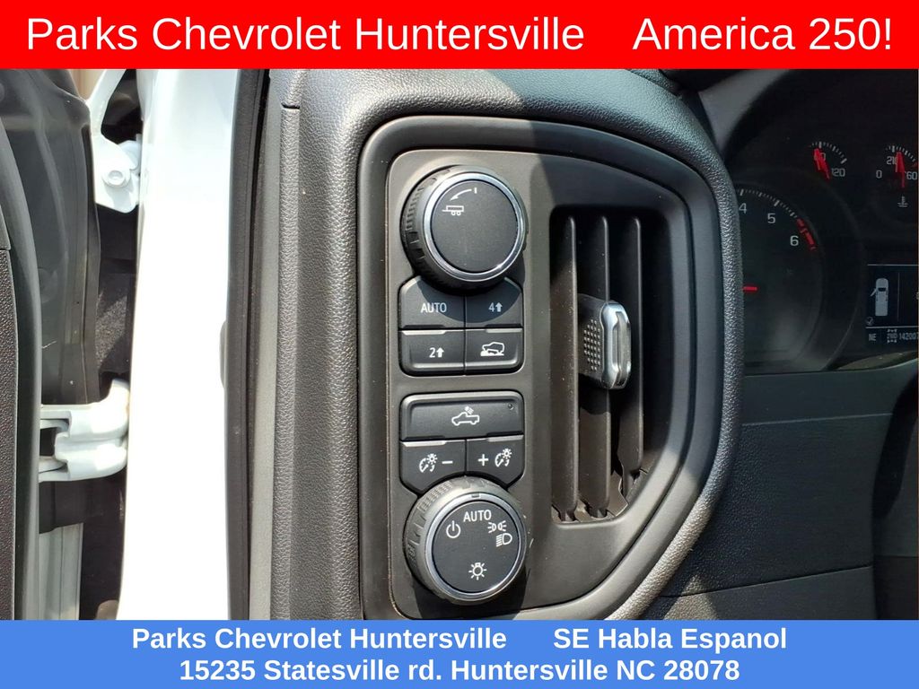 ChevroletSilverado 150016