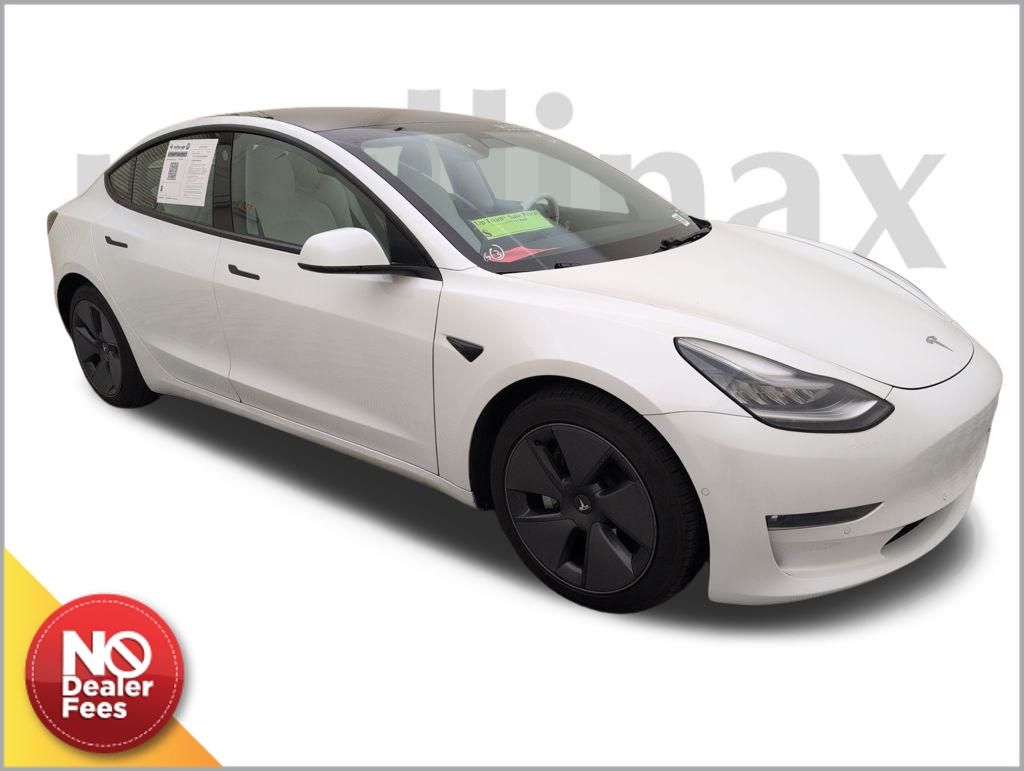 2021 Tesla Model 3 Base's photo