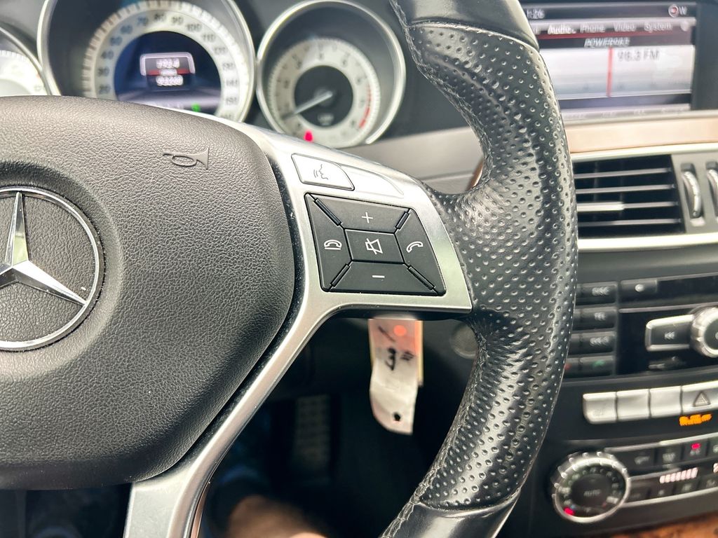 Thumbnail: 2013 Mercedes-Benz C-Class - 12