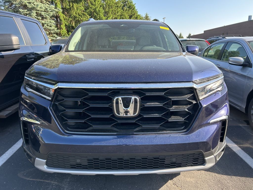 2023 Honda Pilot Touring 5