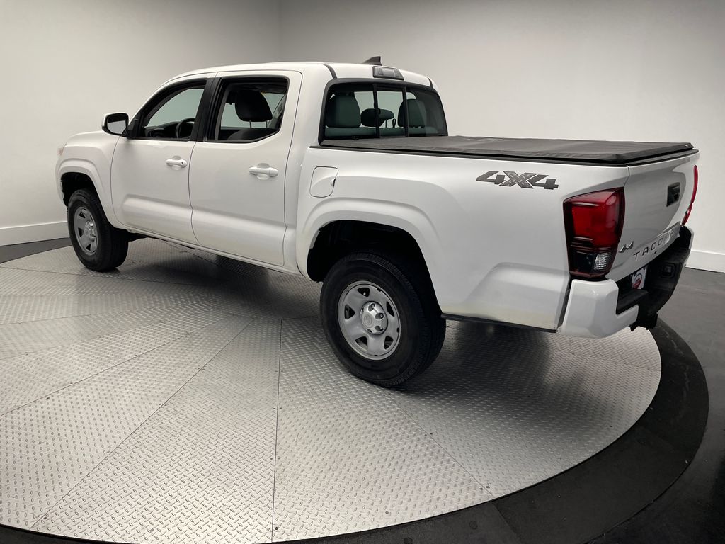 Thumbnail: 2018 Toyota Tacoma - 7