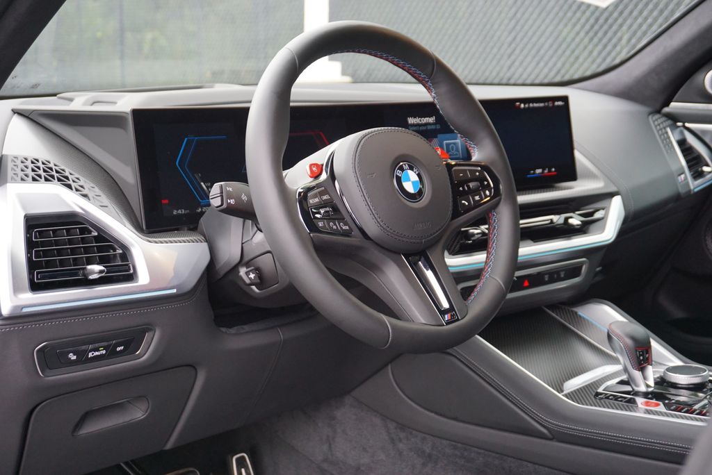 Thumbnail: 2024 BMW XM - 31