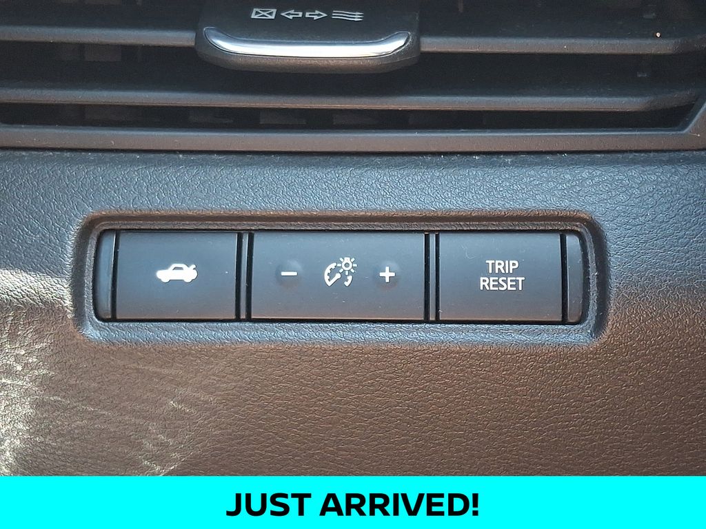 Used 2023 Nissan Altima Sedan