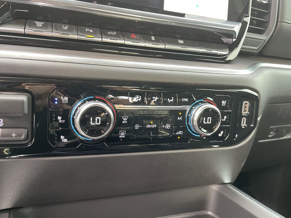 new 2025 GMC Sierra 2500HD car, priced at $75,148