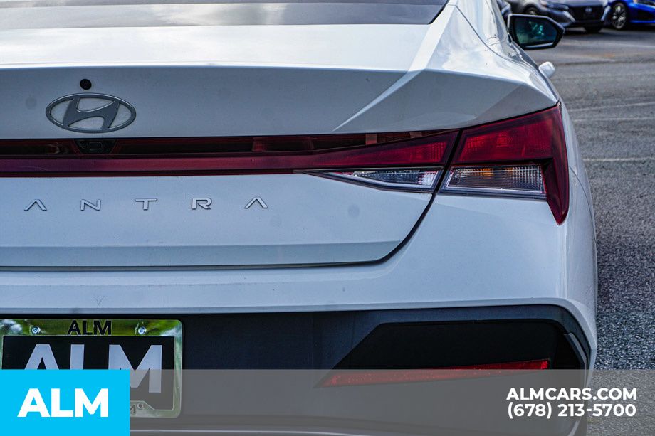 2024 Hyundai Elantra SEL - Photo 13