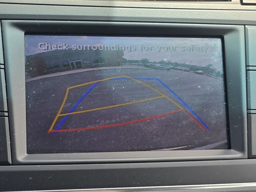 Used 2018 Gray Hyundai  image 5