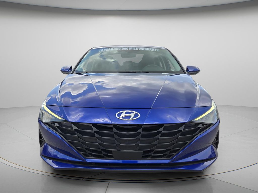 2023 Hyundai Elantra - $18,499