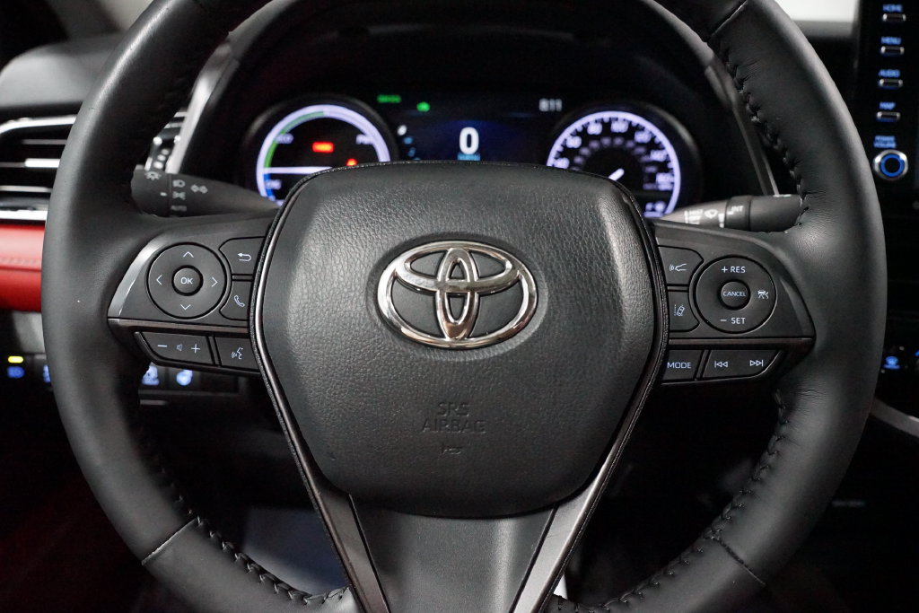 Thumbnail: 2022 Toyota Camry - 12