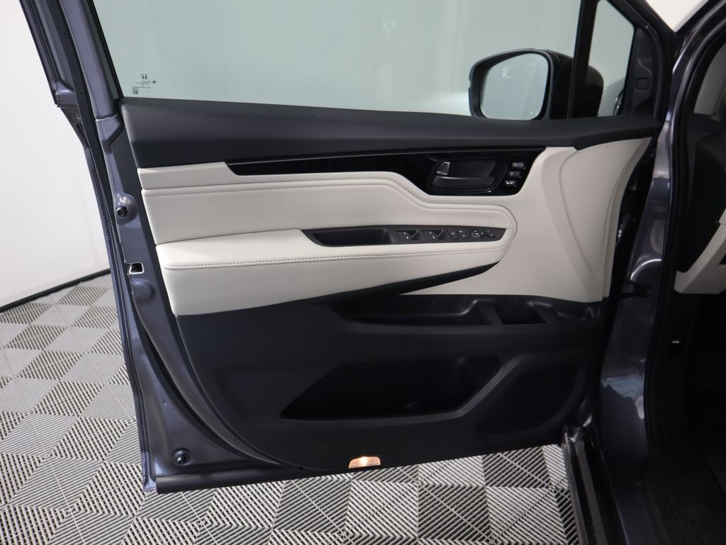 Thumbnail: 2026 Honda Odyssey - 25