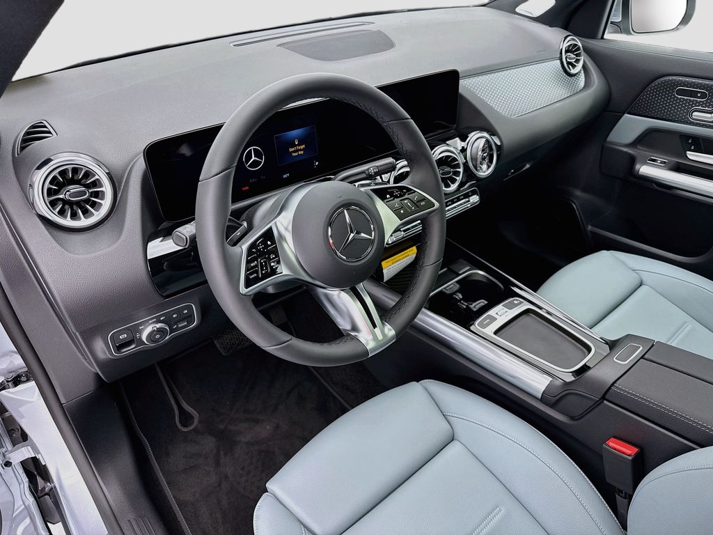 Thumbnail: 2026 Mercedes-Benz GLA - 10