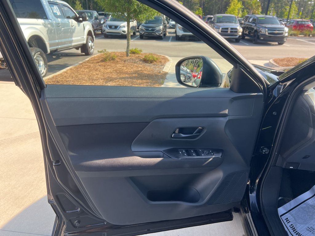 2025 Super Black Nissan Kicks S FWD SUV
