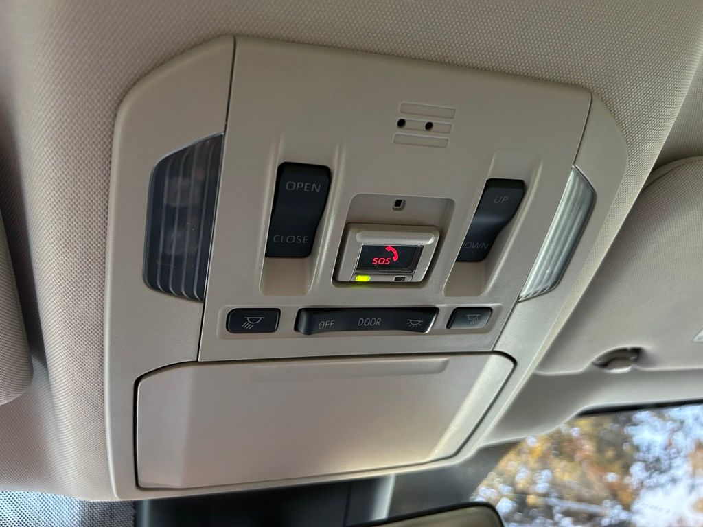 2021 Toyota Highlander XLE 31