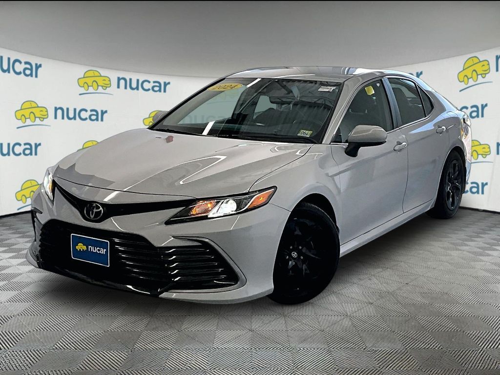 2024 Toyota Camry — photo 3