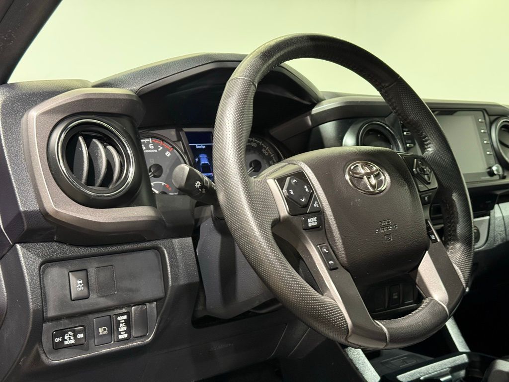 Thumbnail: 2021 Toyota Tacoma - 16