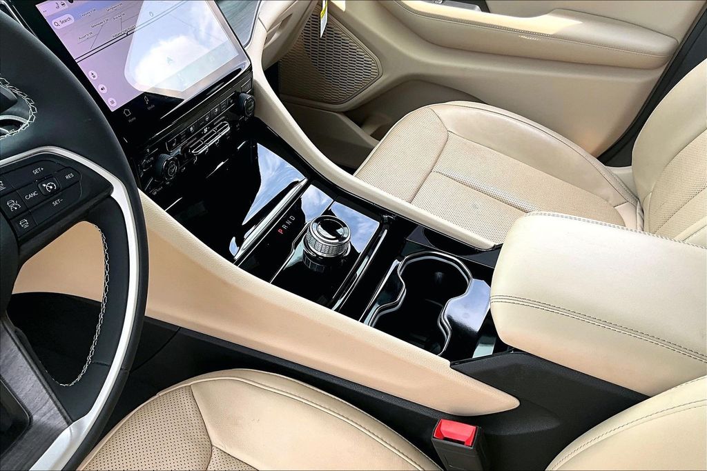 Used 2023 Jeep Grand Cherokee SUV