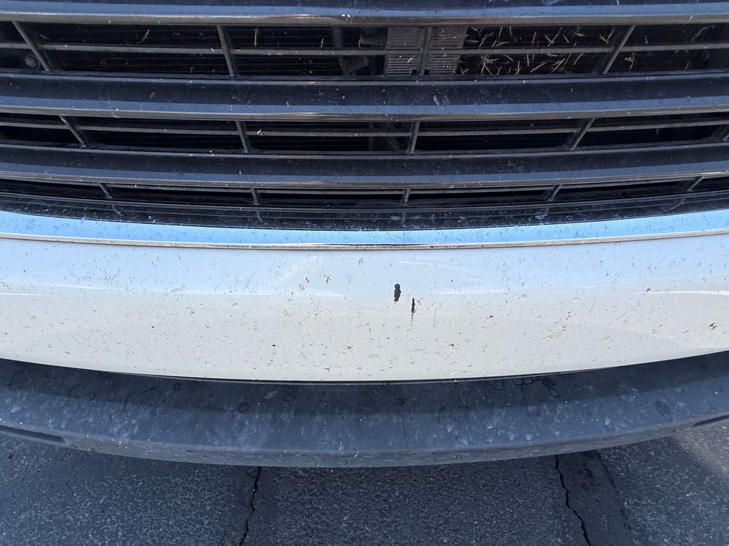 Thumbnail: 2016 Toyota Highlander - 25