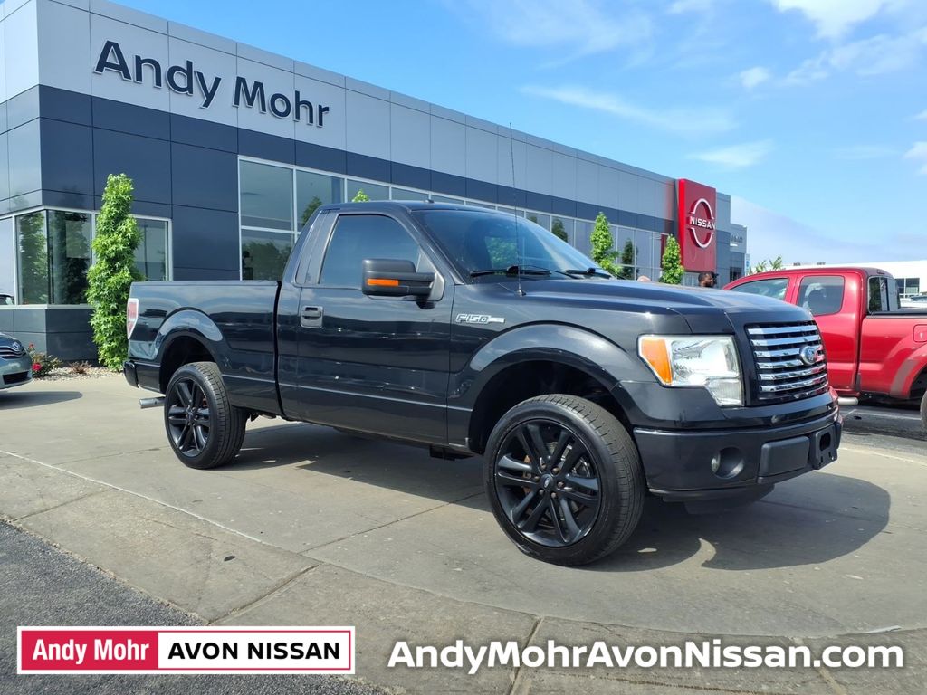 Tuxedo Black Metallic 2011 Ford F-150 Pickup Truck 4X2 6-Speed Automatic