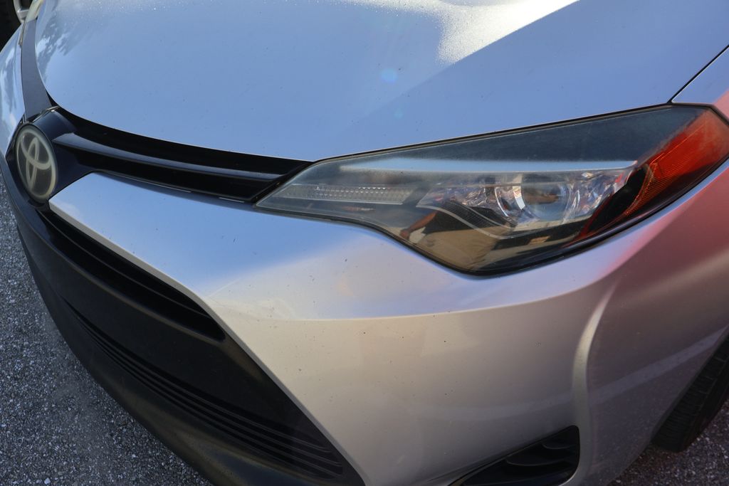 Thumbnail: 2017 Toyota Corolla - 3