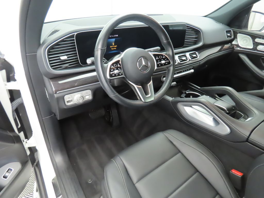 Thumbnail: 2023 Mercedes-Benz GLE - 9