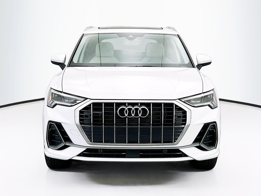 Thumbnail: 2025 Audi Q3 - 2