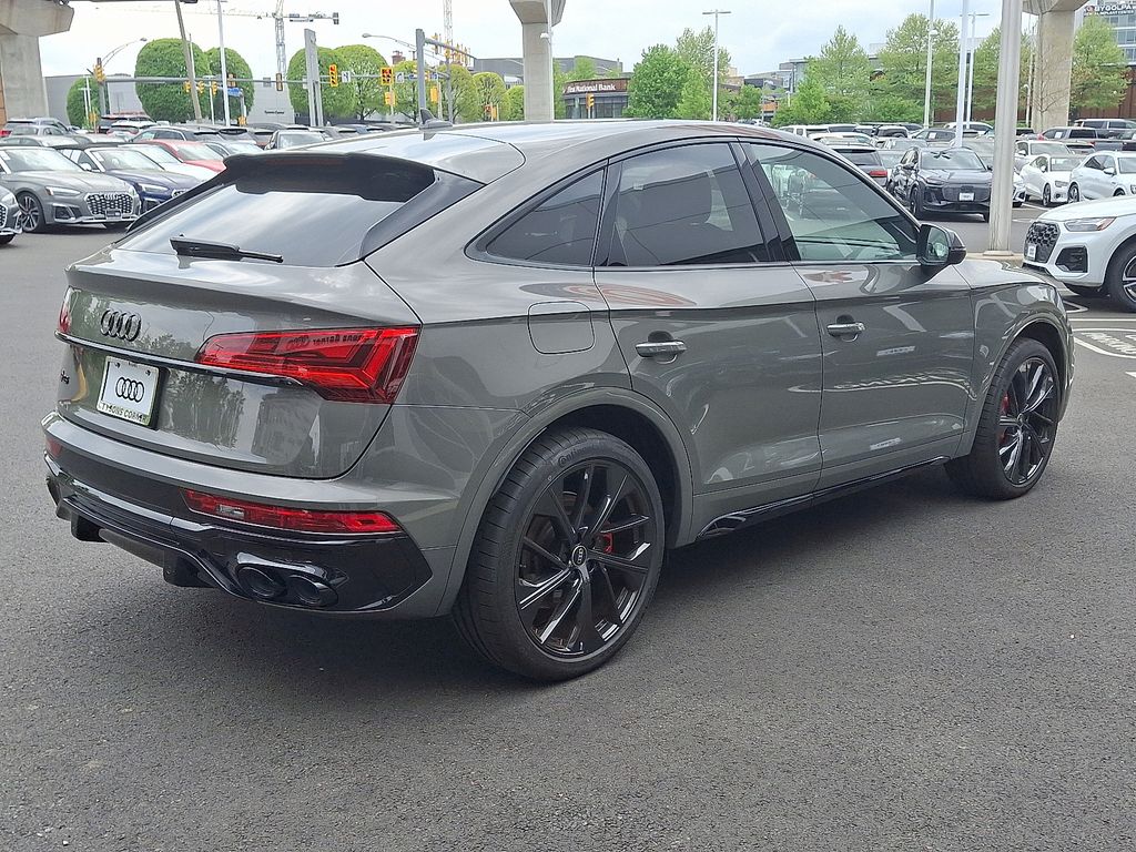 2025 Audi SQ5  3