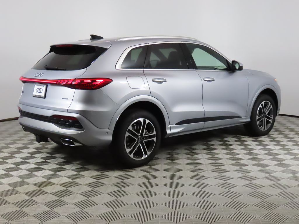 Thumbnail: 2025 Audi Q5 - 5