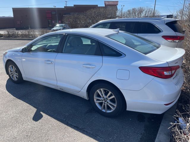 2016 Hyundai Sonata SE 3