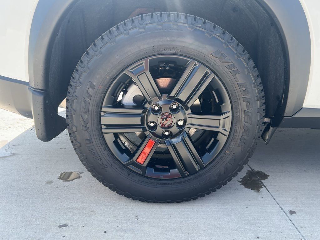 2025 Everest White Pearl Nissan Rogue Rock Creek AWD SUV