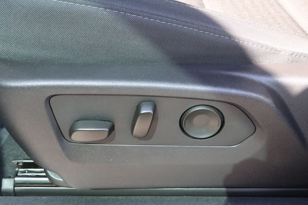 Thumbnail: 2024 Chevrolet Silverado 2500 - 14