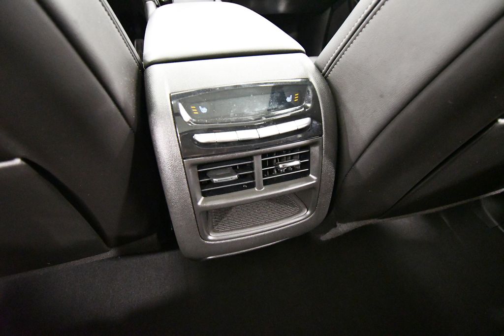 Used 2022 Cadillac XT5 SUV