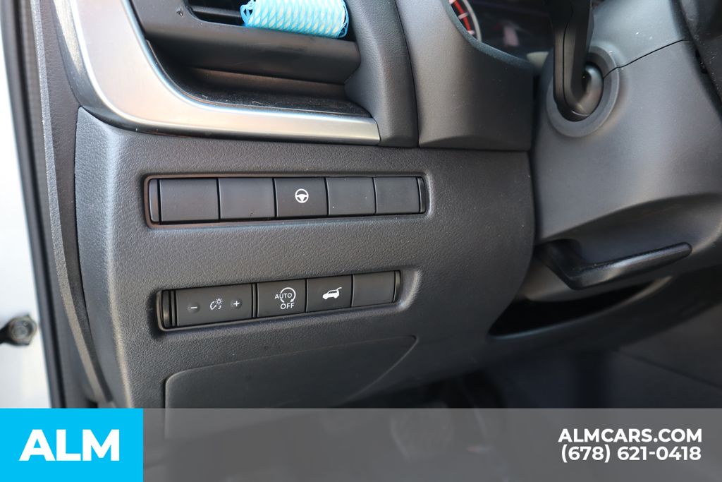 Used 2025 Silver Nissan SV image 13