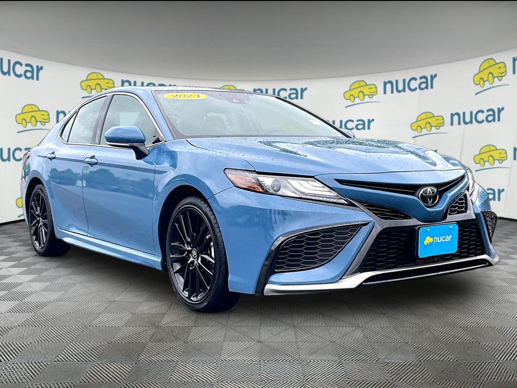 2024 Toyota Camry — photo 1