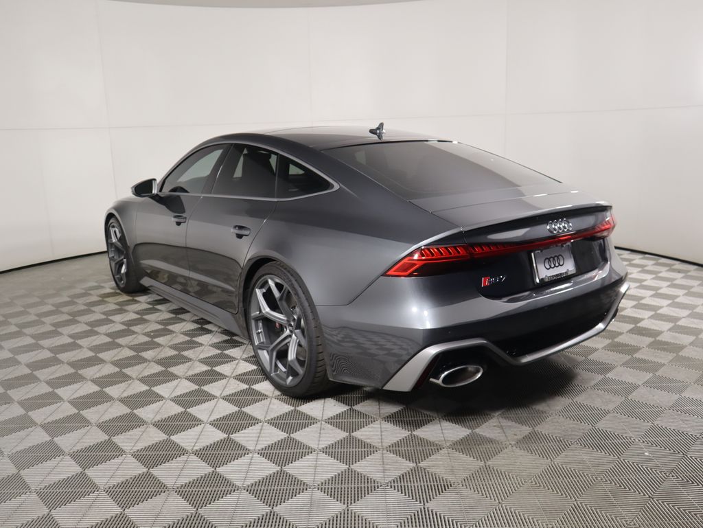 Thumbnail: 2026 Audi RS 7 - 7