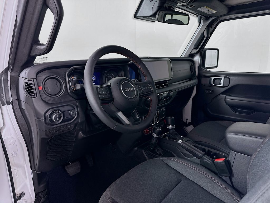 Thumbnail: 2024 Jeep Gladiator - 9