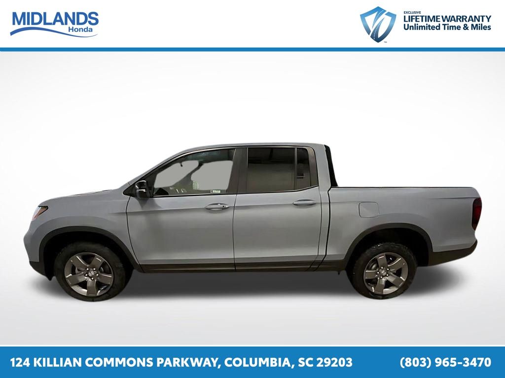 View vehicle photo 4