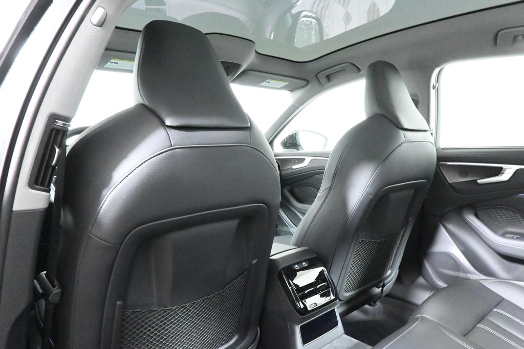 Thumbnail: 2026 Audi A6 - 30