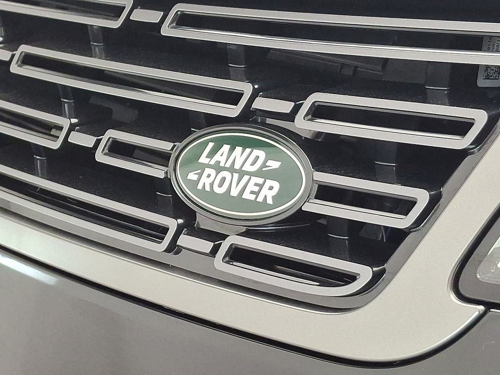 Thumbnail: 2026 Land Rover Range Rover Sport - 22
