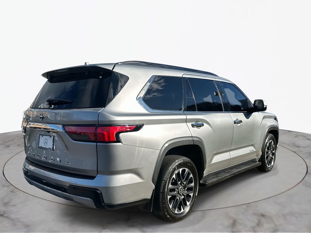 Thumbnail: 2023 Toyota Sequoia - 9