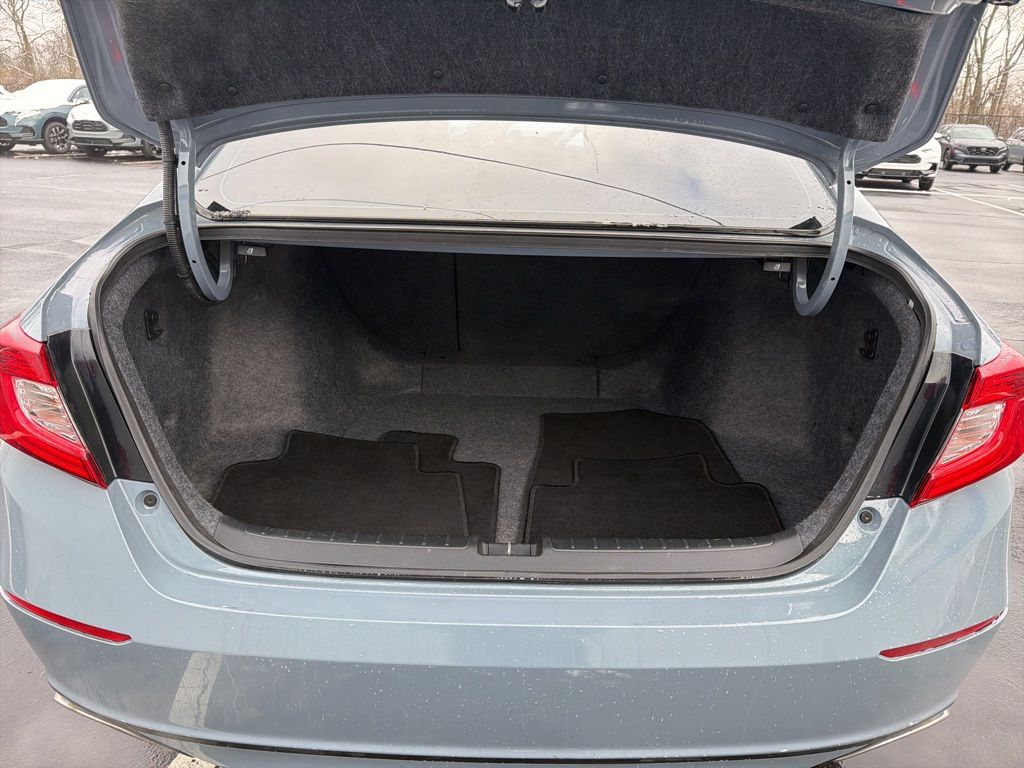 Thumbnail: 2022 Honda Accord - 22