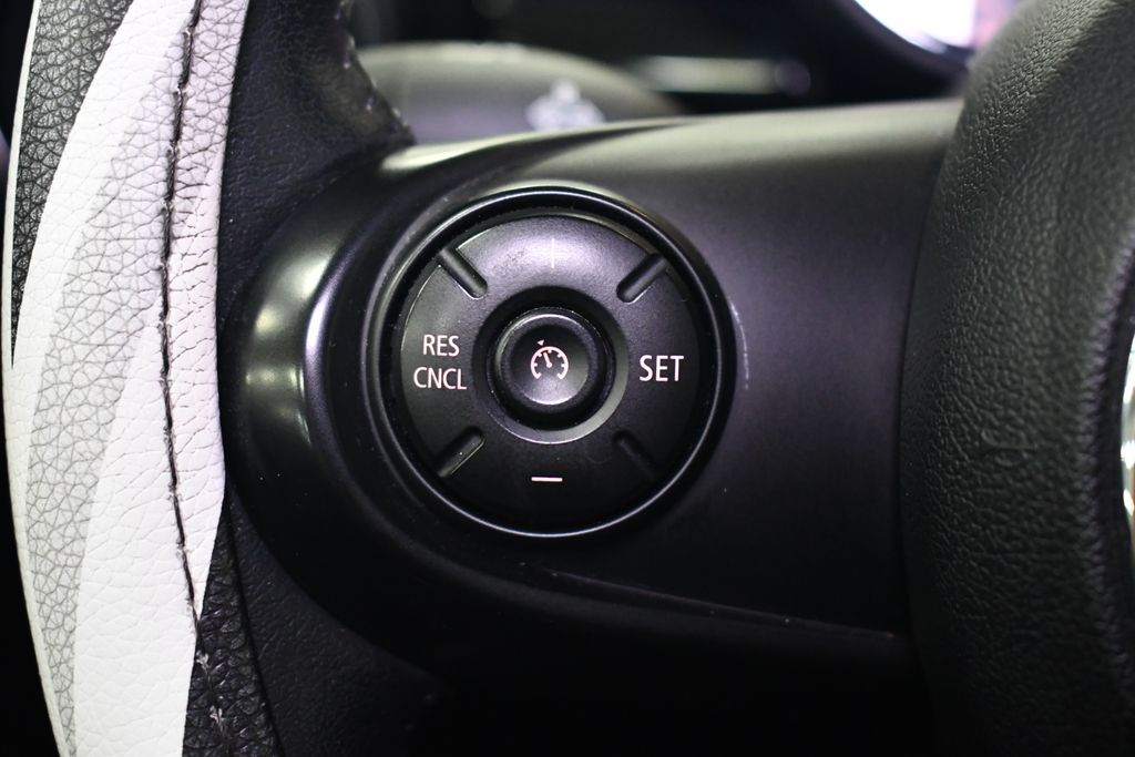 Thumbnail: 2017 MINI Cooper - 21