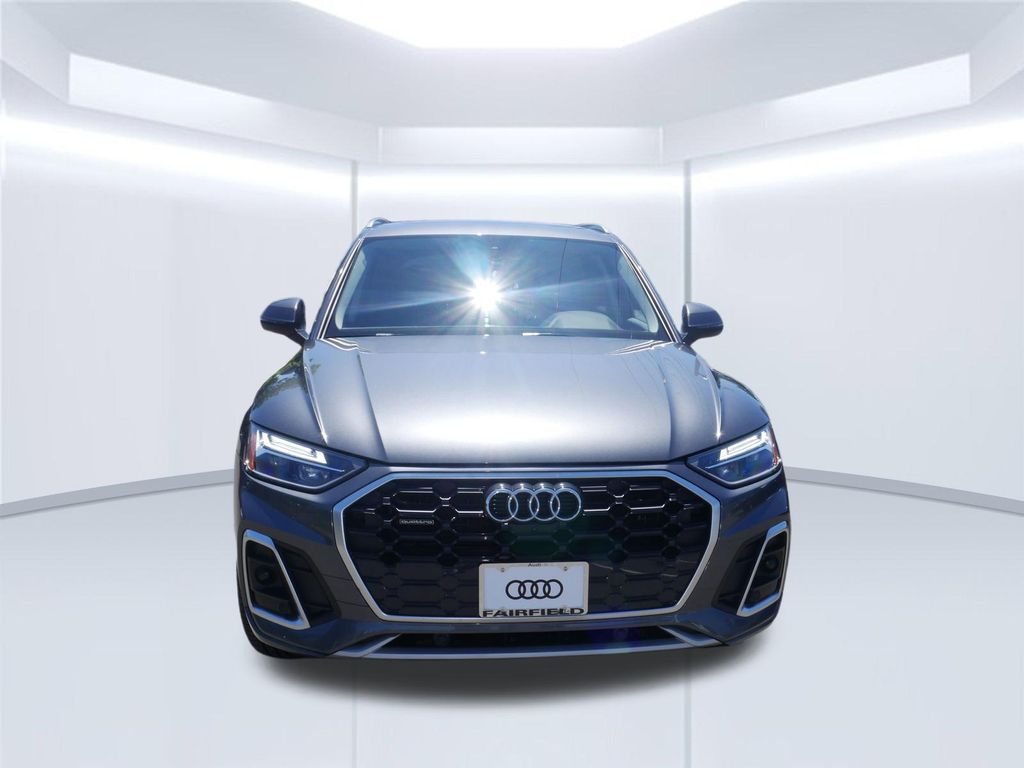 Thumbnail: 2023 Audi Q5 - 13