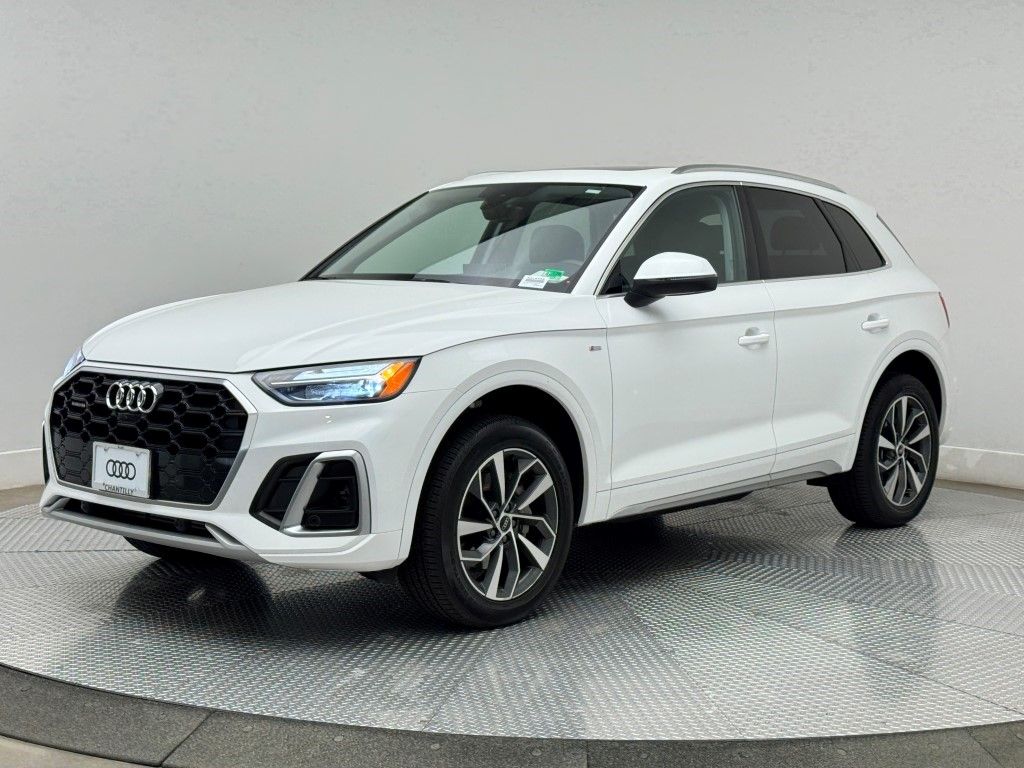 2024 Audi Q5 e Premium Plus 4