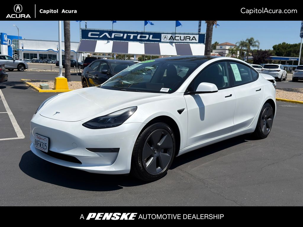 Thumbnail: 2022 Tesla Model 3 - 1