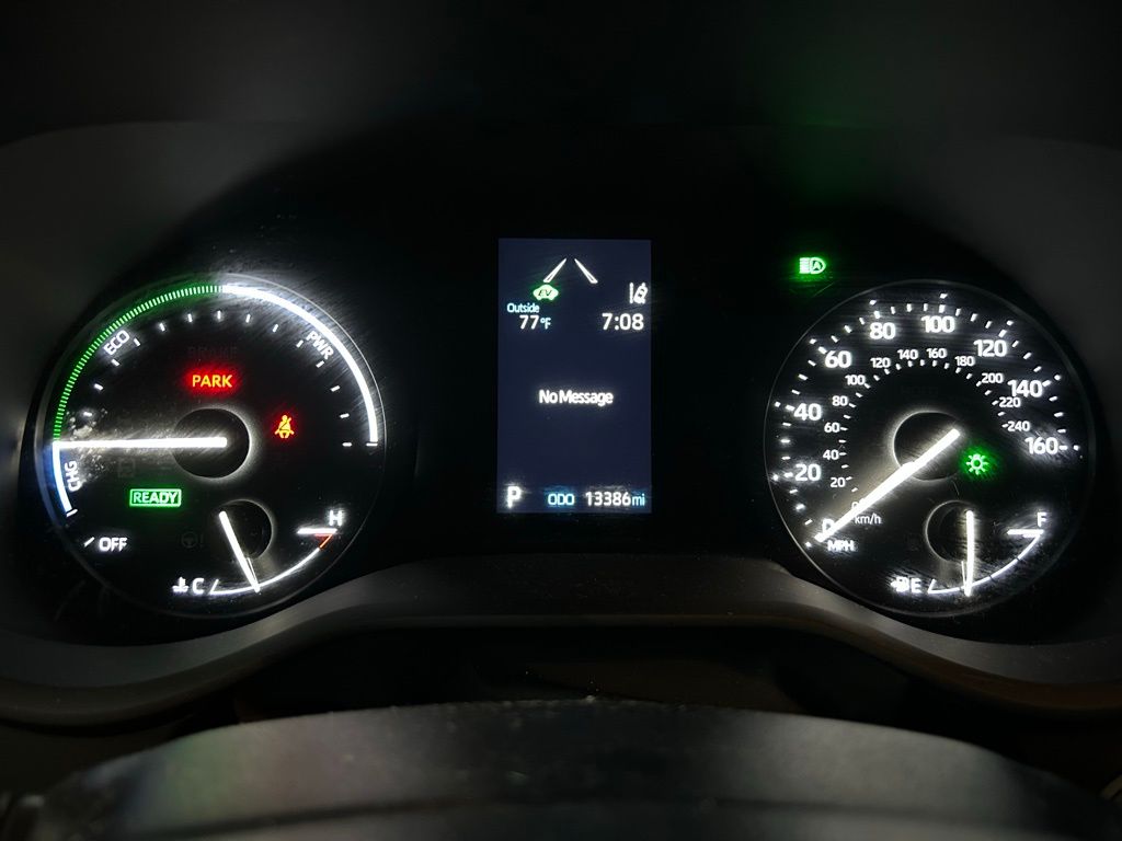 Thumbnail: 2024 Toyota Sienna - 24